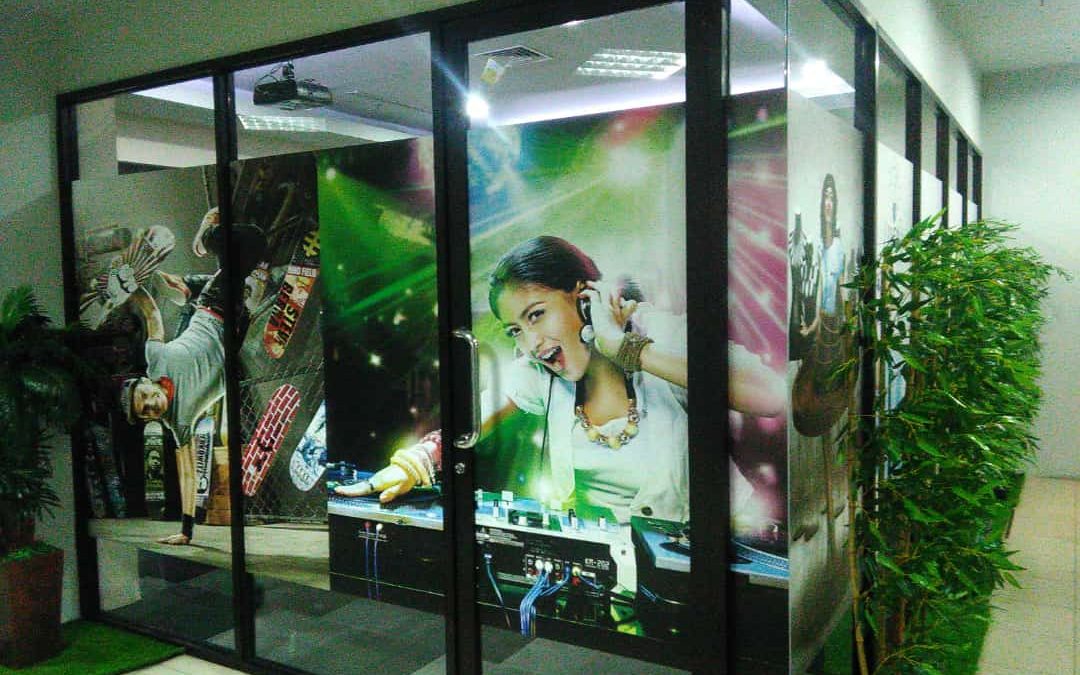 sticker sandblast custom